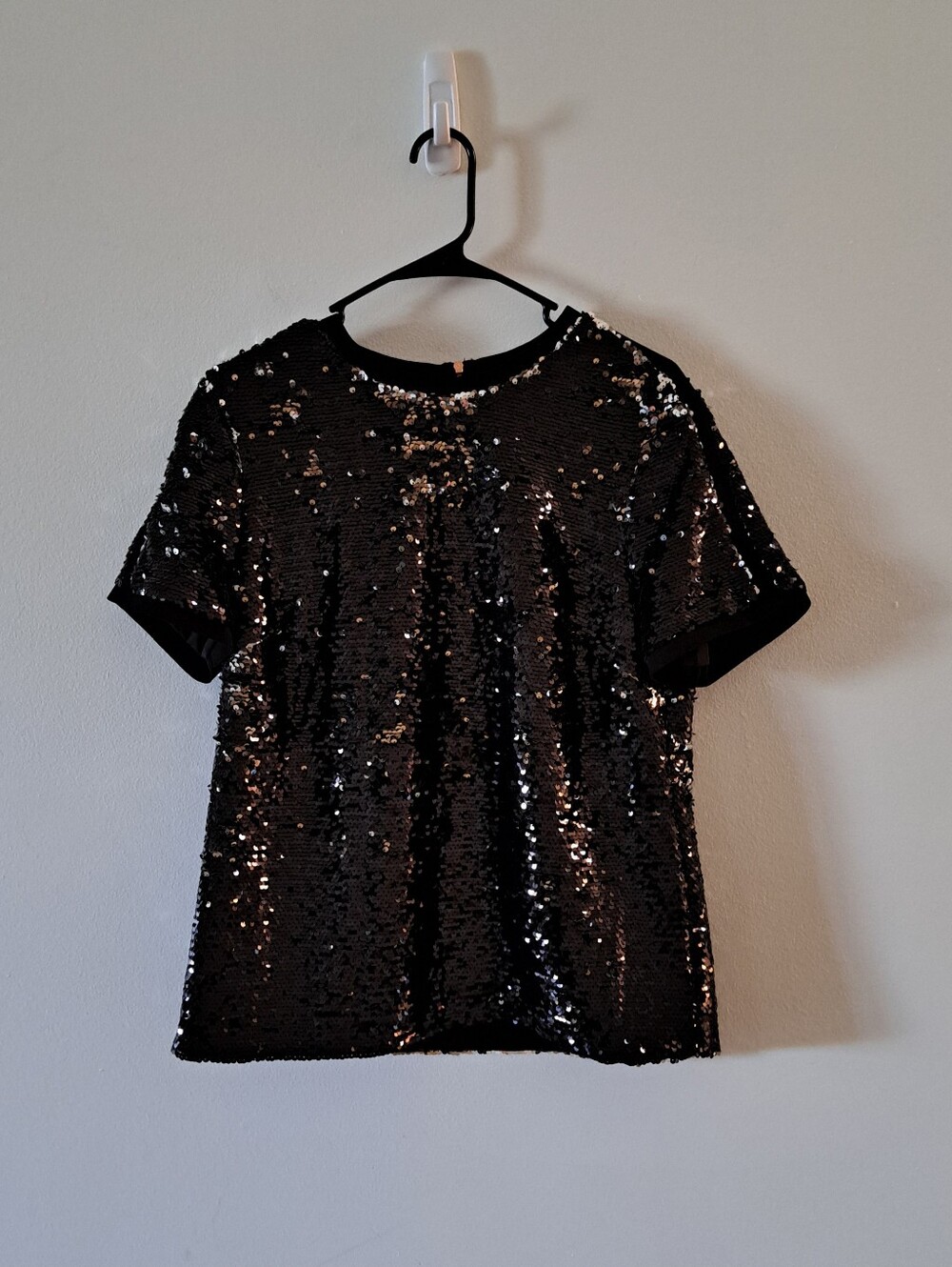 TED BAKER London Sequined Black Top UK SZ 3 (M)